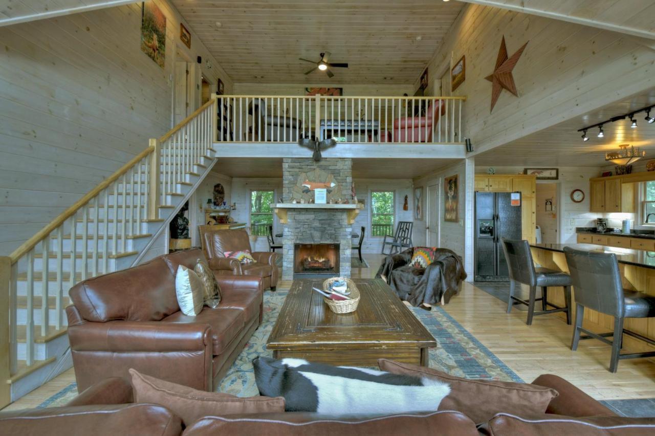 Willa Champagne Chalet - Cuddleup Morganton Zewnętrze zdjęcie